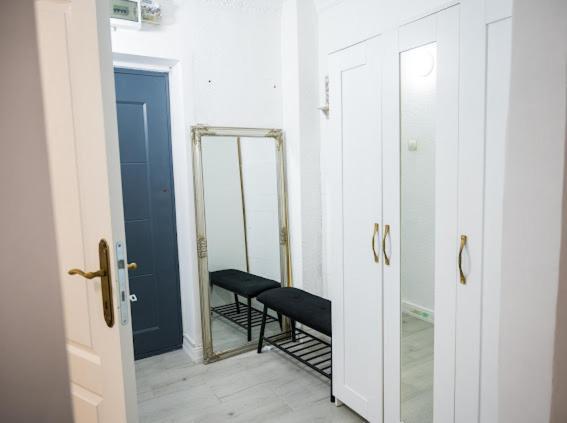 Escape Aparthotel Suceava Exterior photo